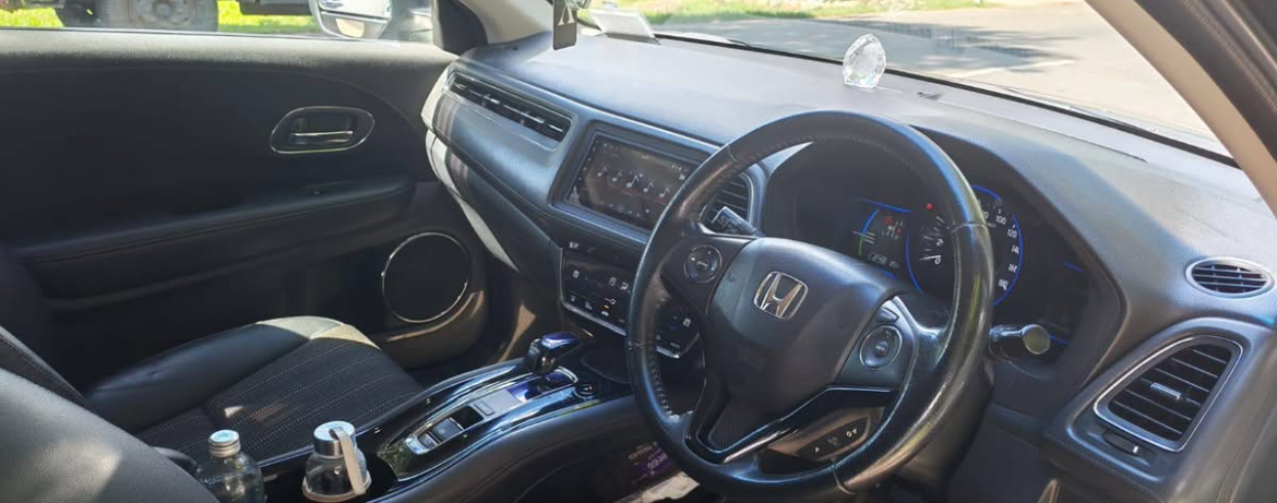 Honda Vezel 2014 - பயன்படுத்தப்பட்டது SUV sale in Sri Lanka - patpat.lk