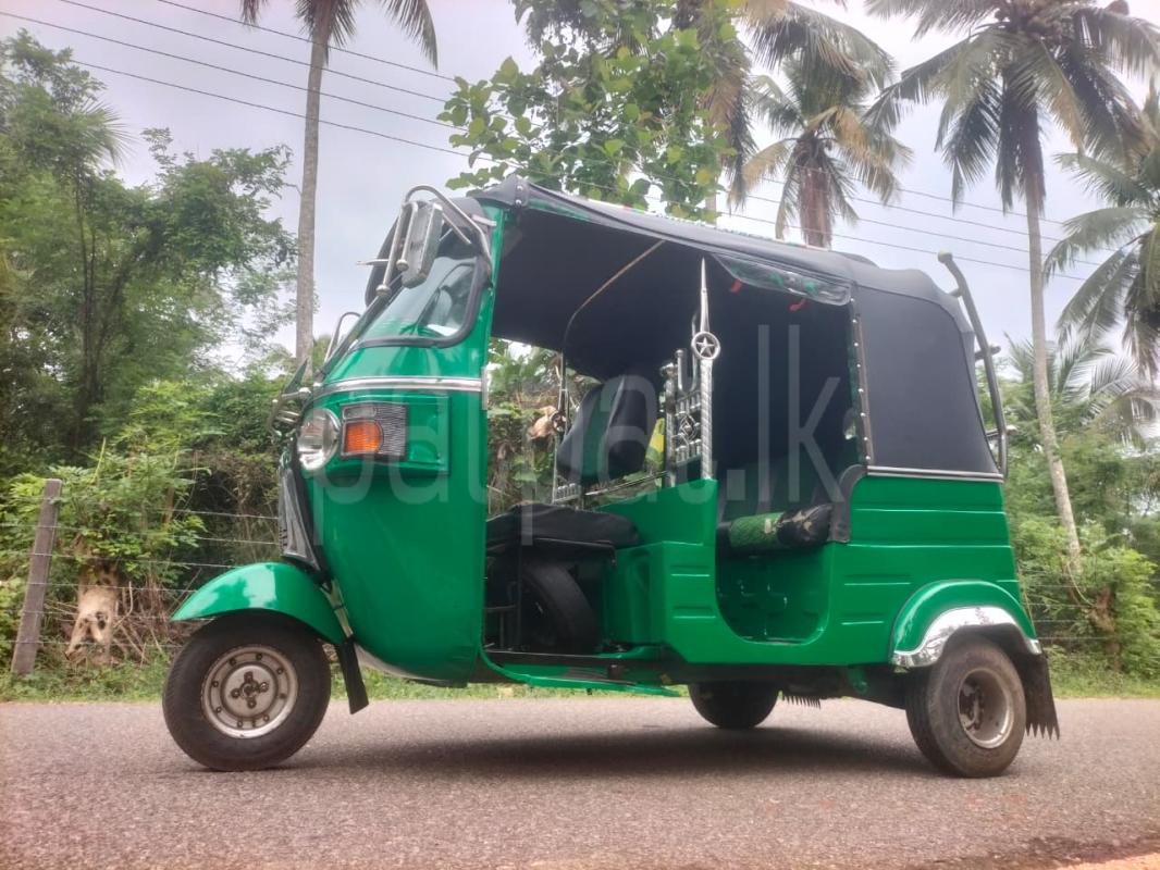 Bajaj 4 stroke 2012 - Used Three wheeler sale in Sri Lanka - patpat.lk