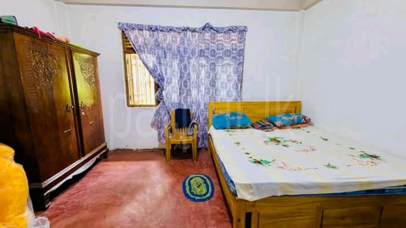 House for Sale in Kaluaggala