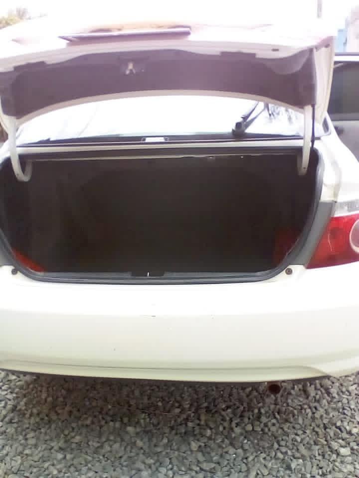 Honda Fit 2007 - பயன்படுத்தப்பட்டது கார் sale in Sri Lanka - patpat.lk