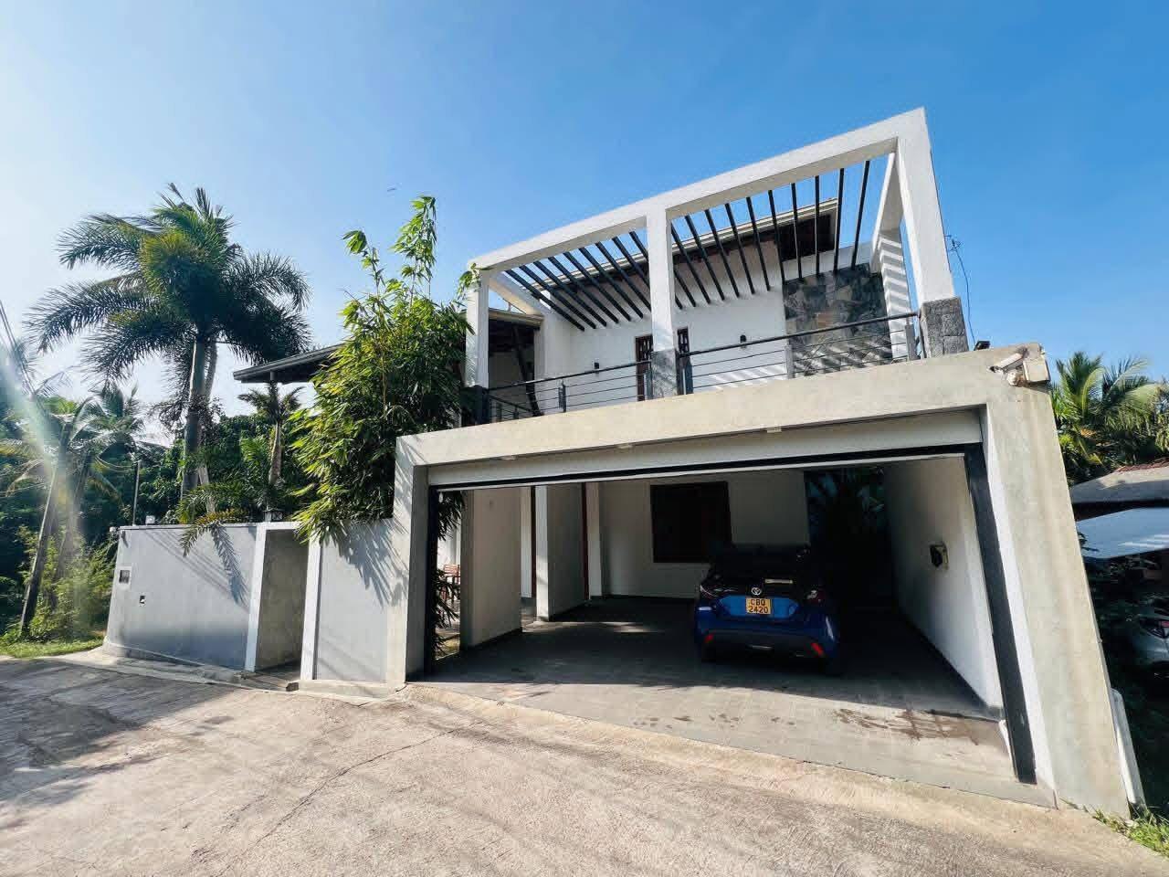 House for Sale in Talawatugoda ads-image-1