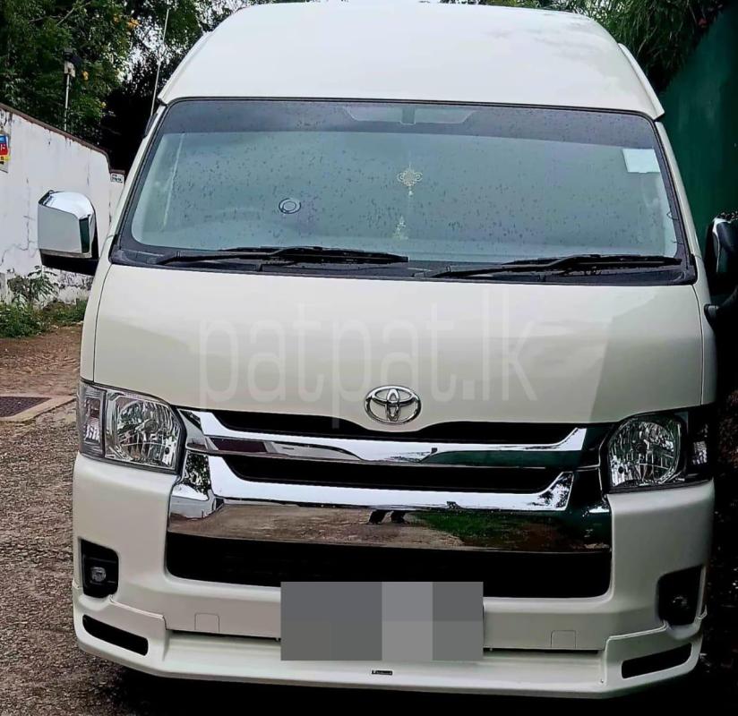 Toyota Hiace 2016 - பயன்படுத்தப்பட்டது வேன் sale in Sri Lanka - patpat.lk