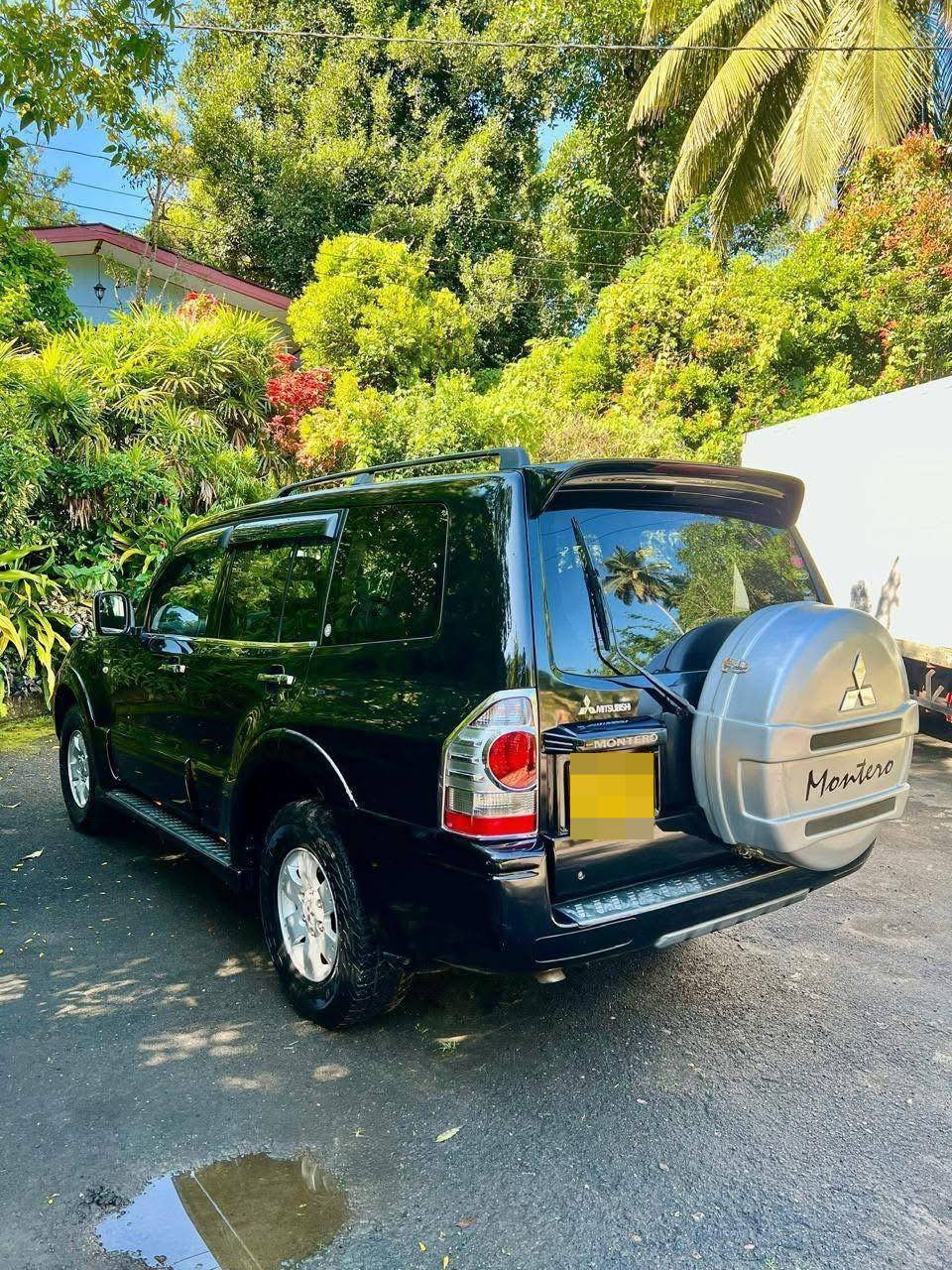 Mitsubishi Montero 2004 - பயன்படுத்தப்பட்டது SUV sale in Sri Lanka - patpat.lk