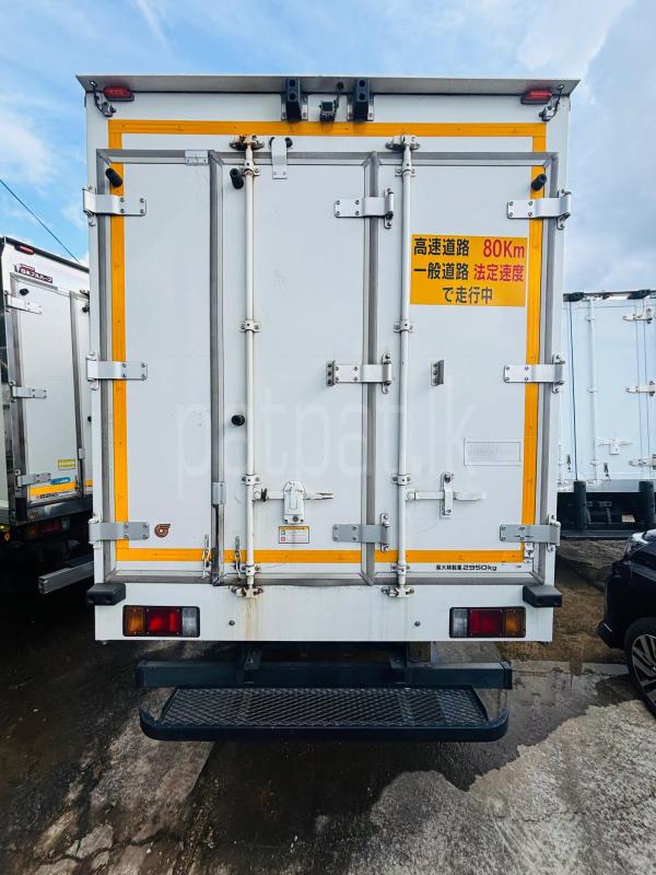 Isuzu ELF 2018 - சான்றளிக்கப்பட்டது டிரக் sale in Sri Lanka - patpat.lk