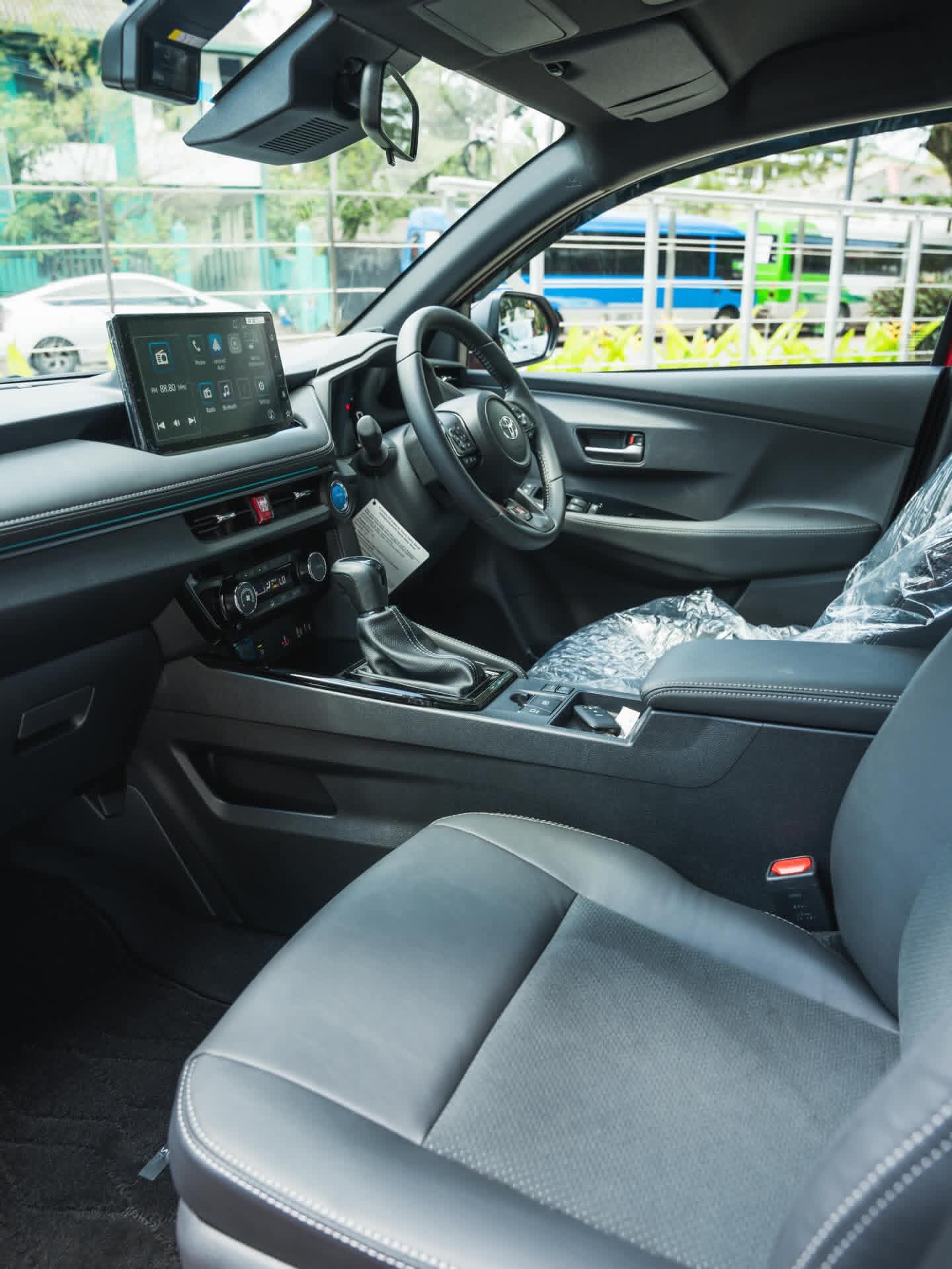 Toyota Yaris Ativ 2025 - Brand New Car sale in Sri Lanka - patpat.lk