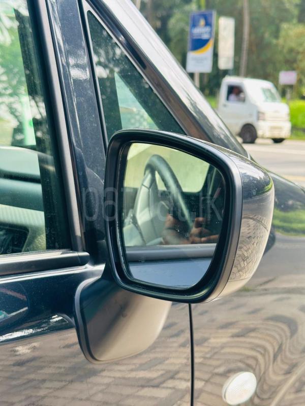 Advertisement image 6