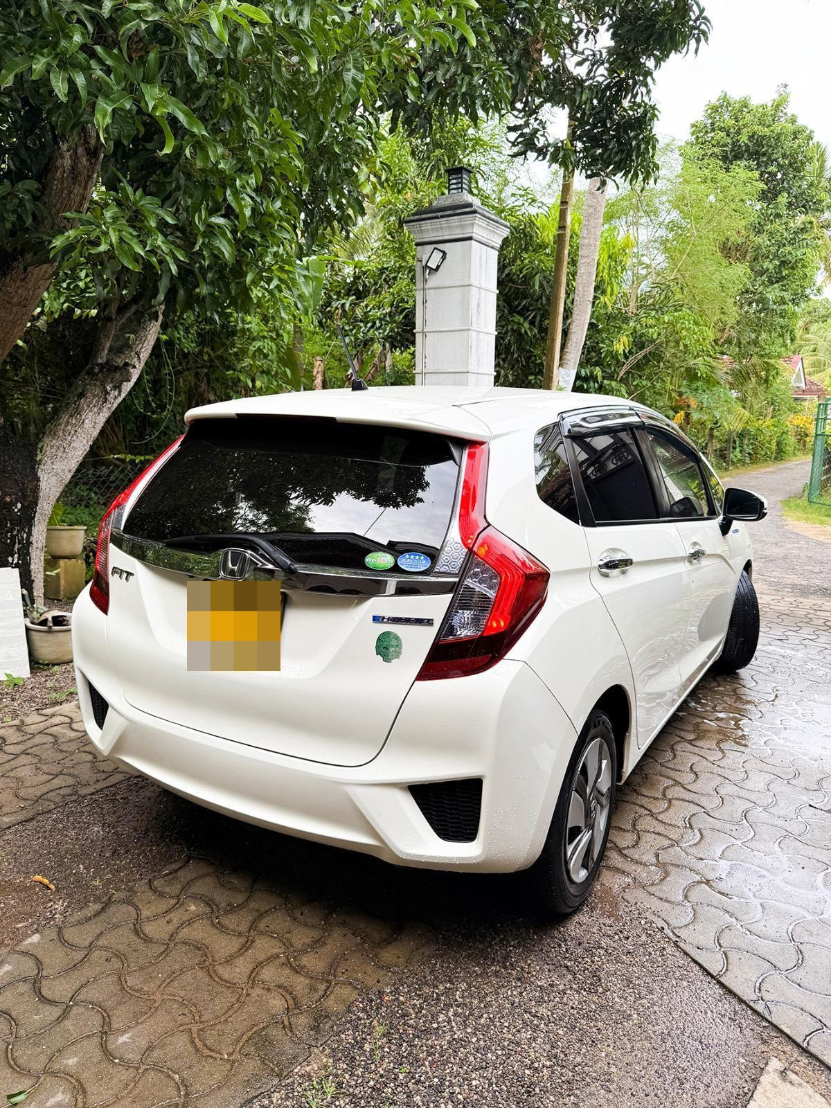 Honda FIT S HYBRID 2015 - Used Car sale in Sri Lanka - patpat.lk