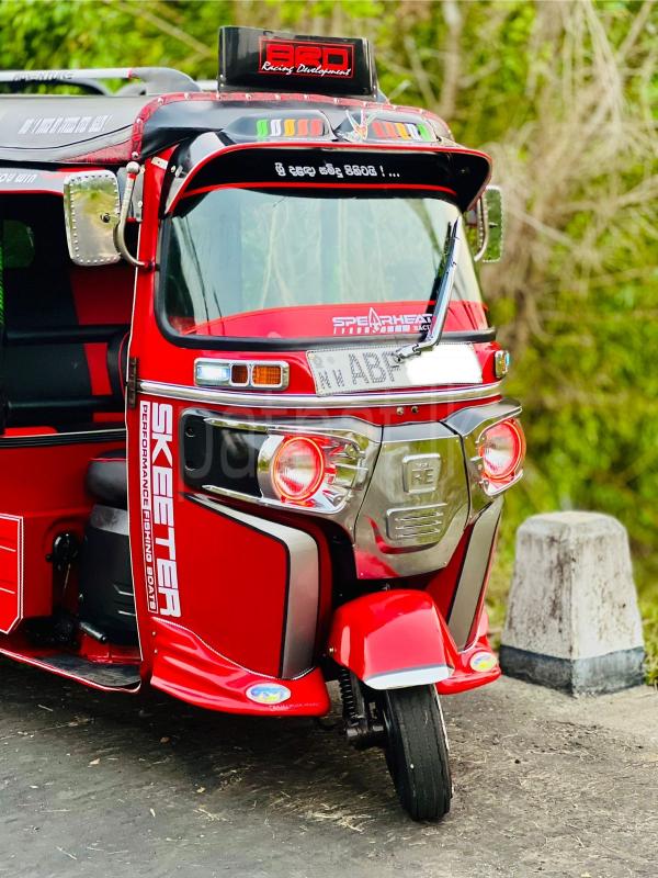 Bajaj Three Wheel 2015 - Used Three wheeler sale in Sri Lanka - patpat.lk