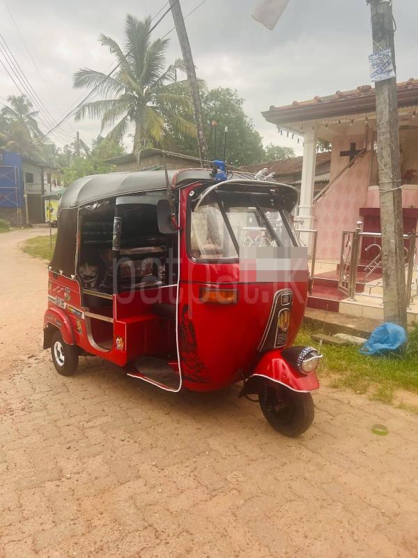 Bajaj Three Wheel 2006 - භාවිතා කරන ලද ත්‍රිරෝද රථය sale in Sri Lanka - patpat.lk