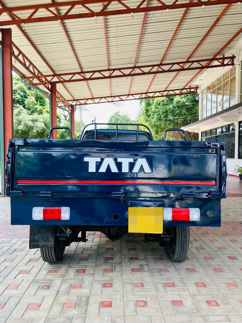 Tata 207 2011 - Used Truck sale in Sri Lanka - patpat.lk