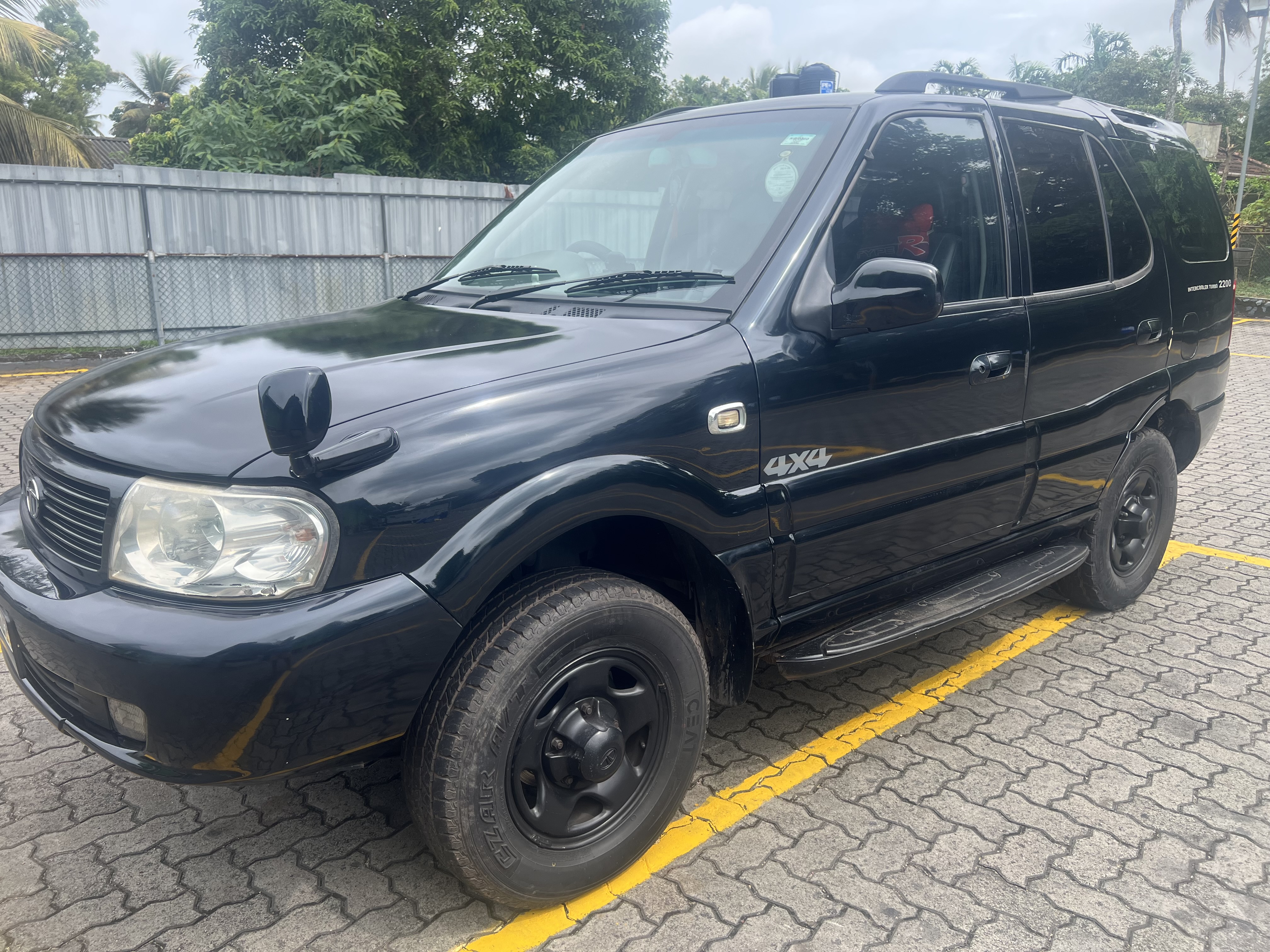 Tata Safari 2007 - பயன்படுத்தப்பட்டது SUV sale in Sri Lanka - patpat.lk