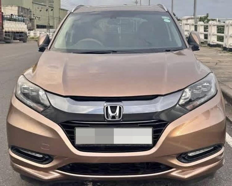 Honda Vezel 2016 - பயன்படுத்தப்பட்டது SUV sale in Sri Lanka - patpat.lk