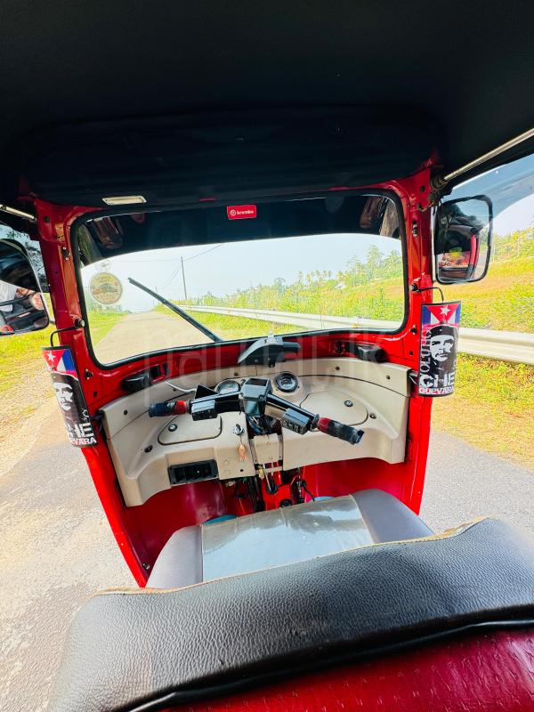 Advertisement image 6