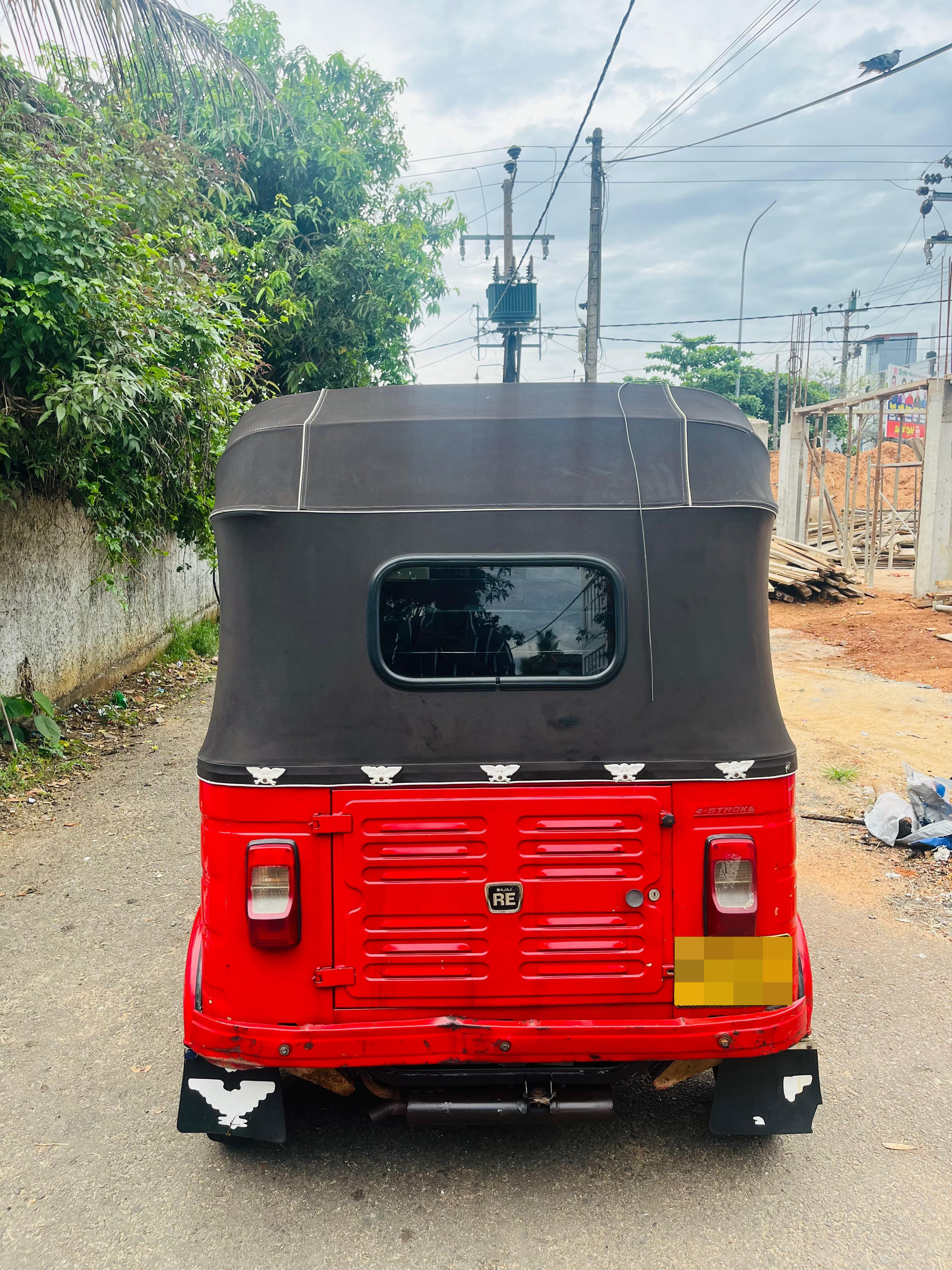Bajaj Three Wheel 2015 - Used Three wheeler sale in Sri Lanka - patpat.lk