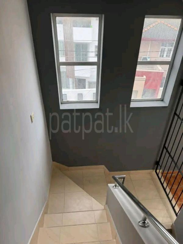 Luxury Apartment for Rent in Bambalapitiya (Colombo 04)