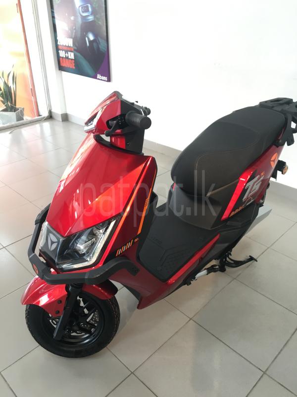 Yadea T5 2025 - சான்றளிக்கப்பட்டது பைக் sale in Sri Lanka - patpat.lk