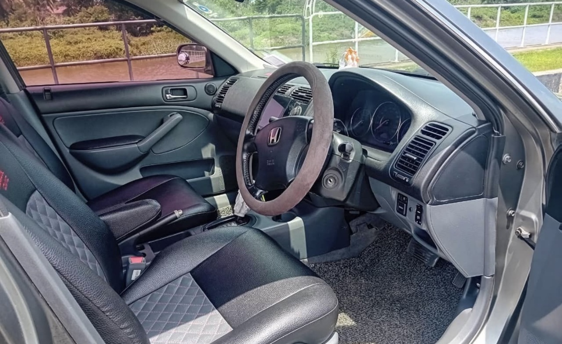 Honda Civic 2004 - பயன்படுத்தப்பட்டது கார் sale in Sri Lanka - patpat.lk