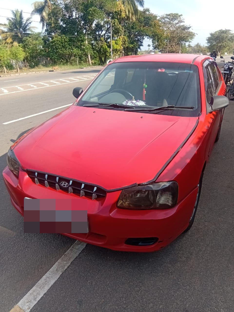 Hyundai Accent 2000 - Used Car sale in Sri Lanka - patpat.lk