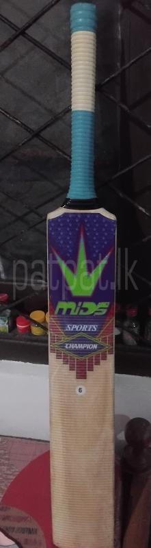 Leather cricket bat for sale in Imbulgoda