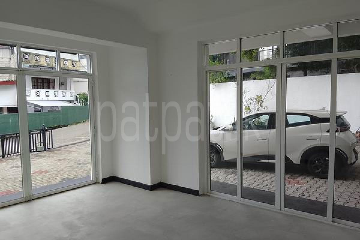 Building for Sale in Kandy