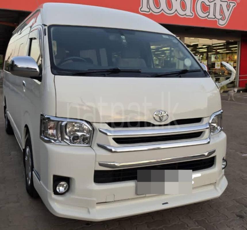 Toyota Hiace 2017 - பயன்படுத்தப்பட்டது வேன் sale in Sri Lanka - patpat.lk