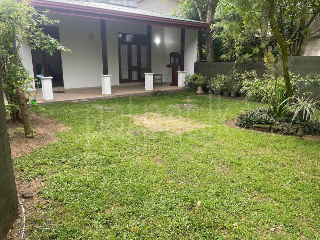 House for Sale in Pelawatta