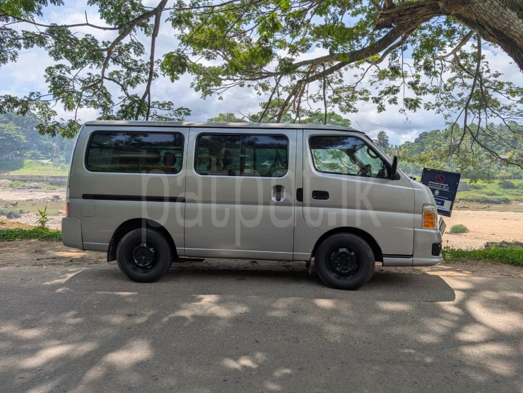 Nissan Caravan 2006 - பயன்படுத்தப்பட்டது வேன் sale in Sri Lanka - patpat.lk