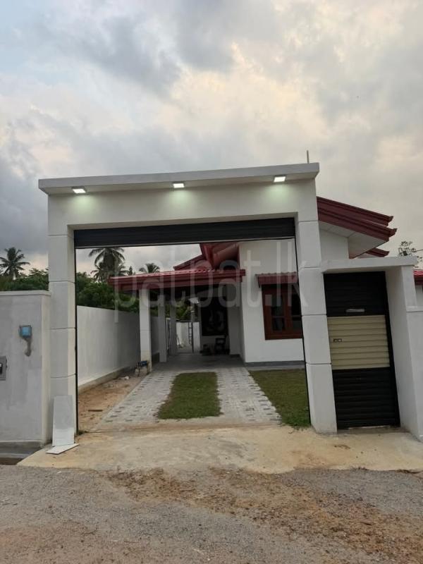 House for Sale in Homagama ads-image-1