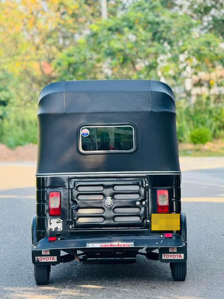 Bajaj Three Wheel 2014 - Used Three wheeler sale in Sri Lanka - patpat.lk