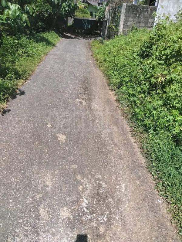 Commercial Land for Sale in Athurugiriya