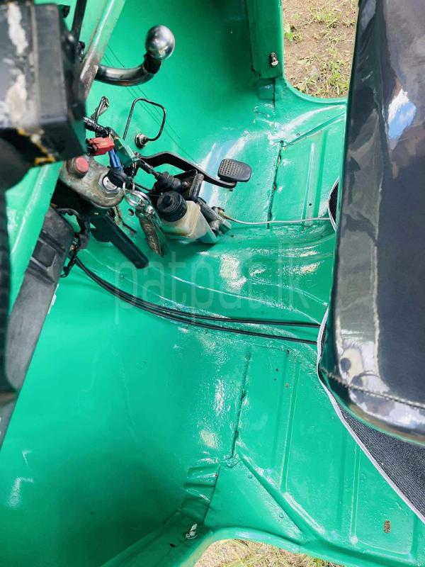 Bajaj 2 stroke 2008 - பயன்படுத்தப்பட்டது முச்சக்கர வண்டி sale in Sri Lanka - patpat.lk
