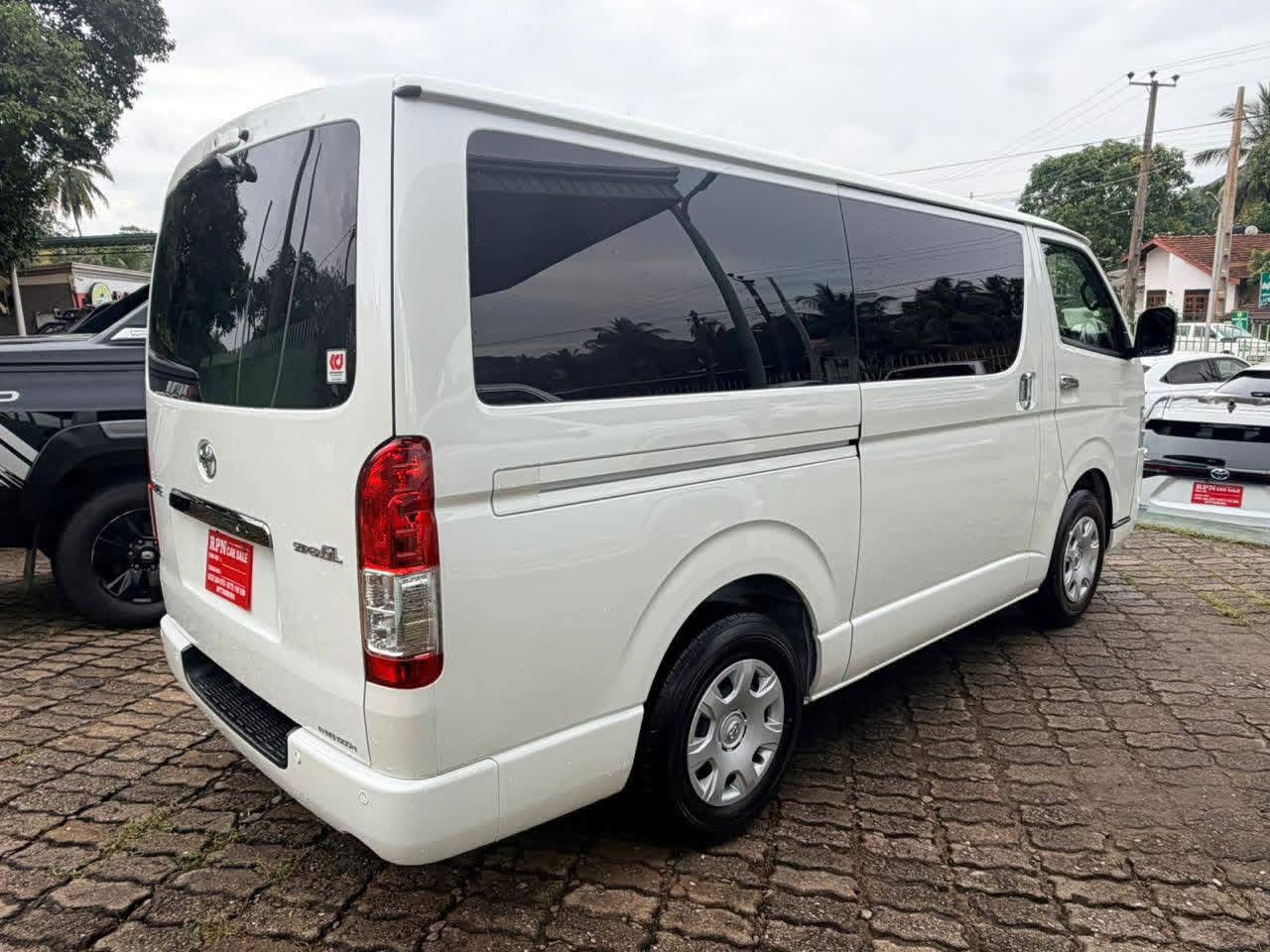 Advertisement image 3