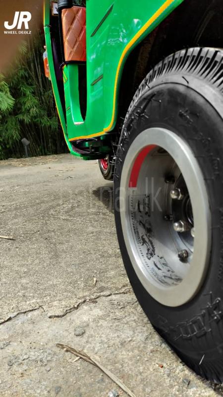 Advertisement image 4