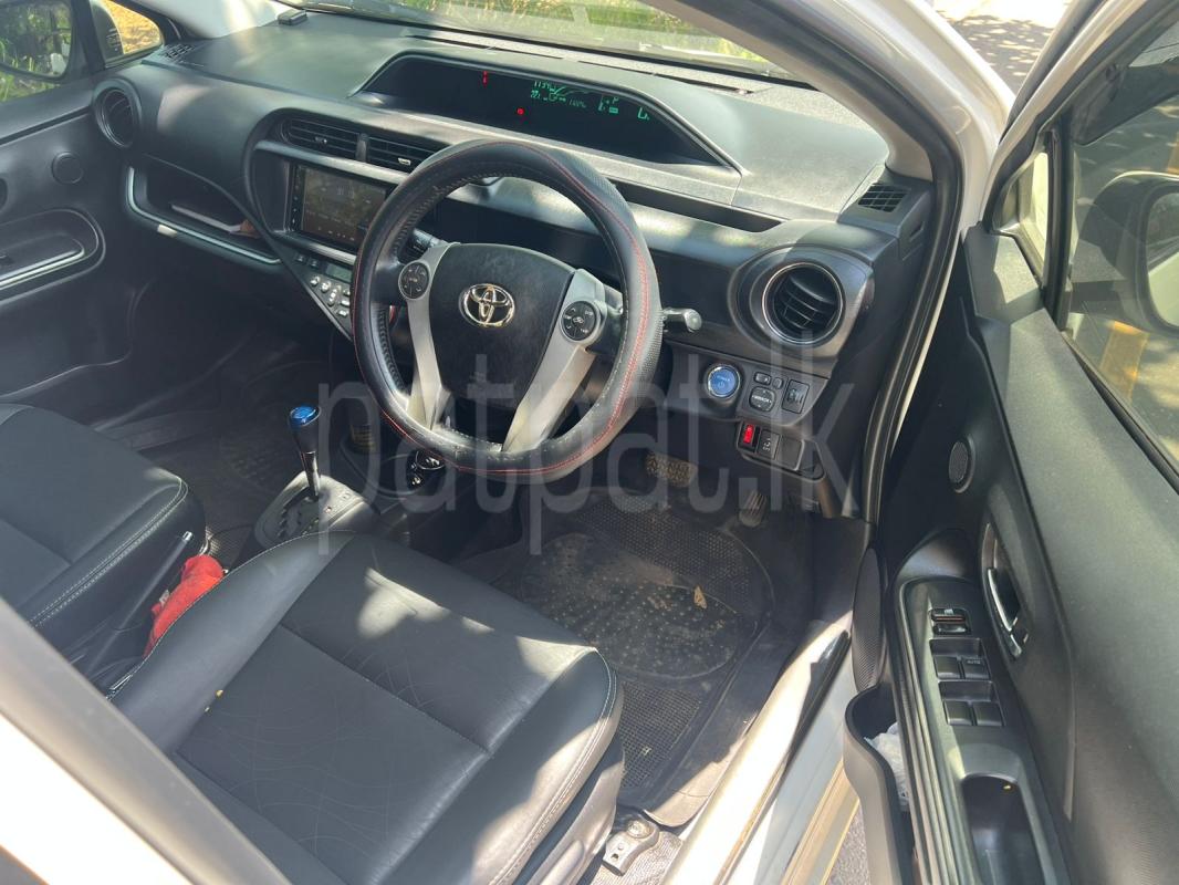 Toyota Aqua 2013 - பயன்படுத்தப்பட்டது கார் sale in Sri Lanka - patpat.lk