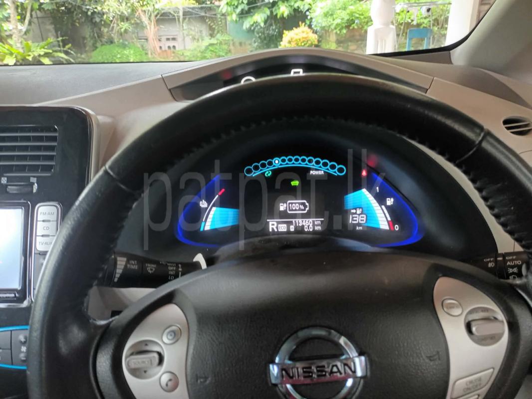 Nissan Leaf 2013 - பயன்படுத்தப்பட்டது கார் sale in Sri Lanka - patpat.lk