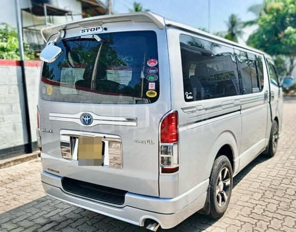 Toyota Hiace 2006 - Used Van sale in Sri Lanka - patpat.lk