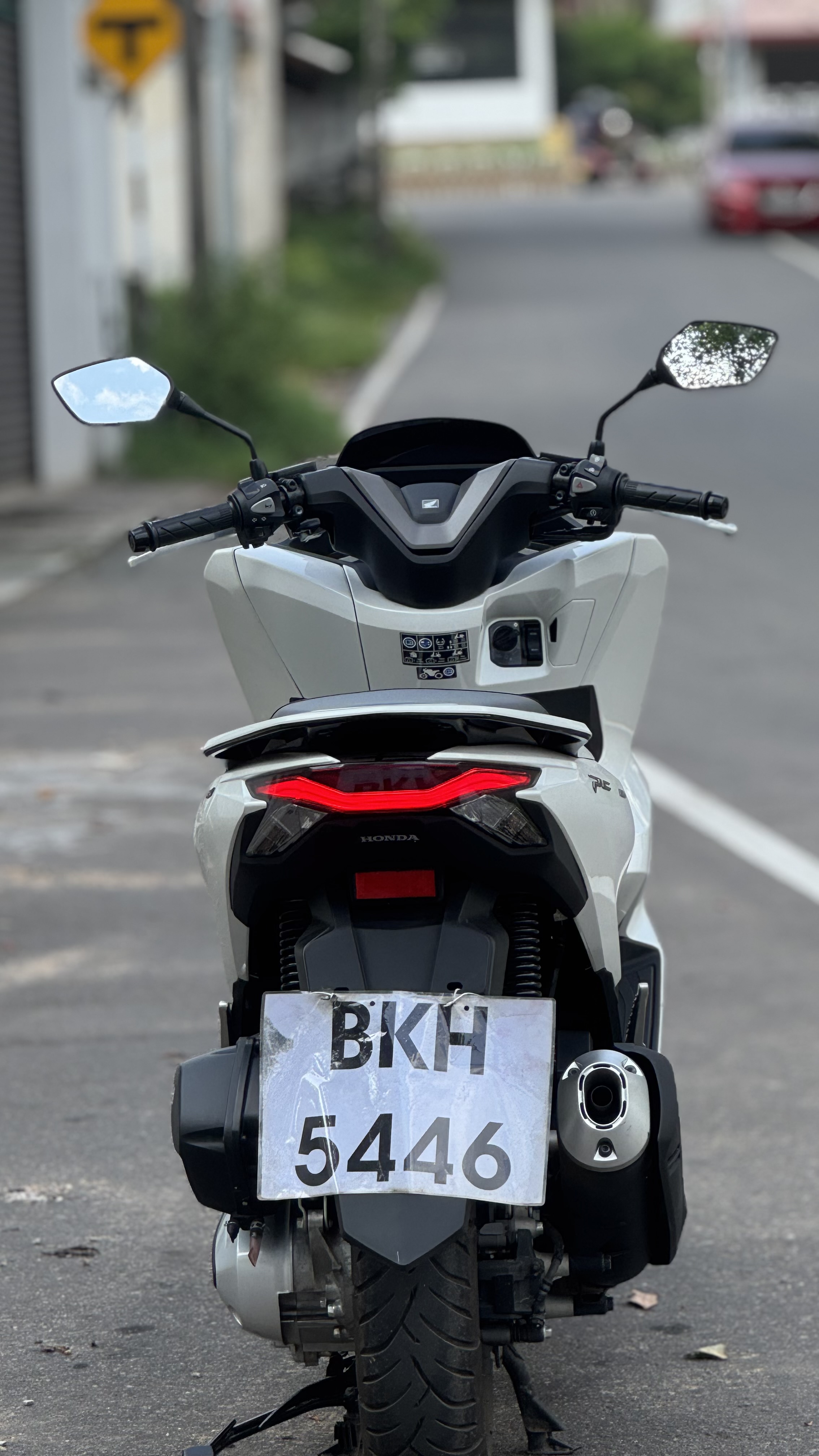 Honda PCX 2025 - Used Bike sale in Sri Lanka - patpat.lk