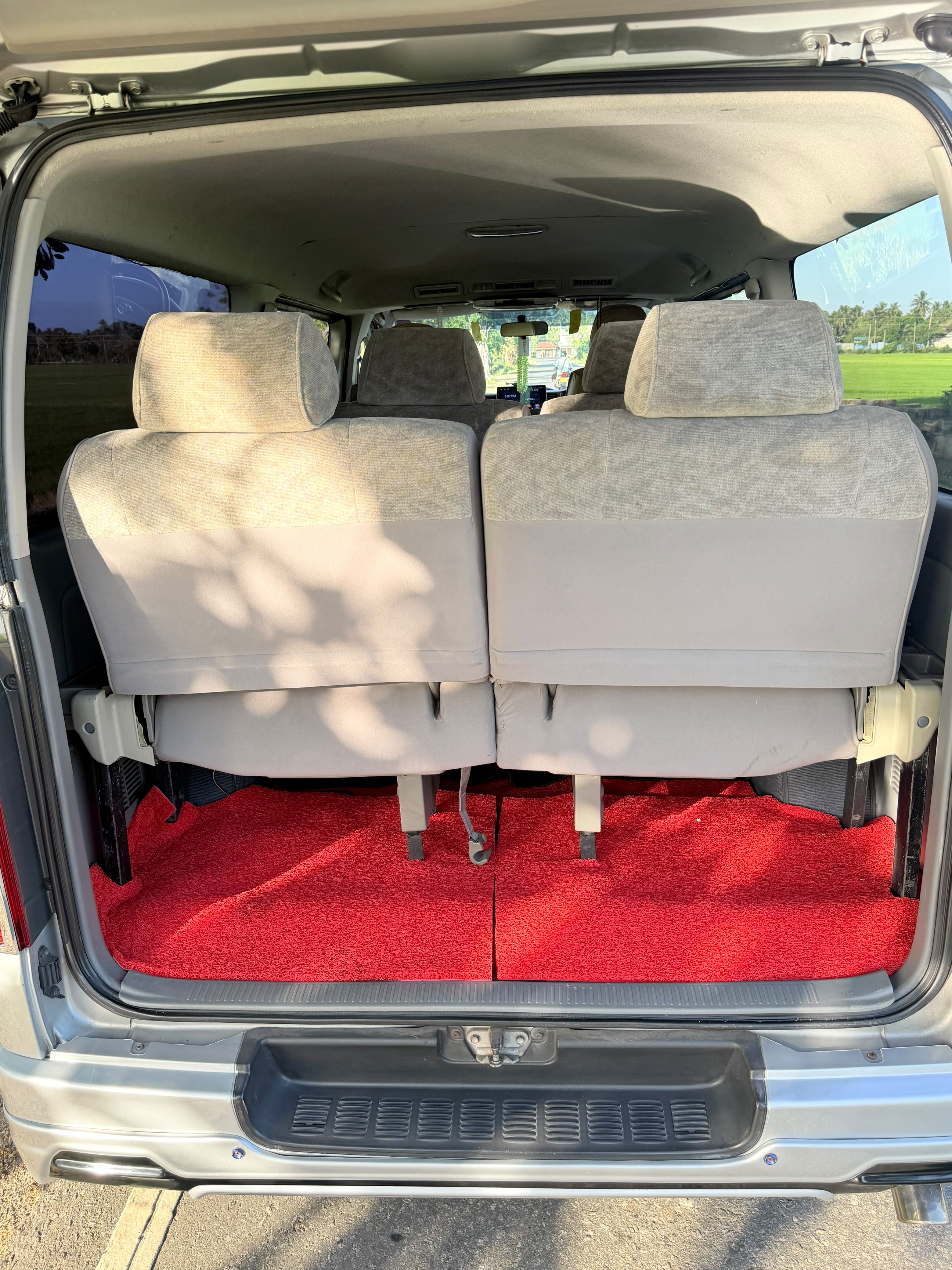 Toyota Hiace 2007 - பயன்படுத்தப்பட்டது வேன் sale in Sri Lanka - patpat.lk