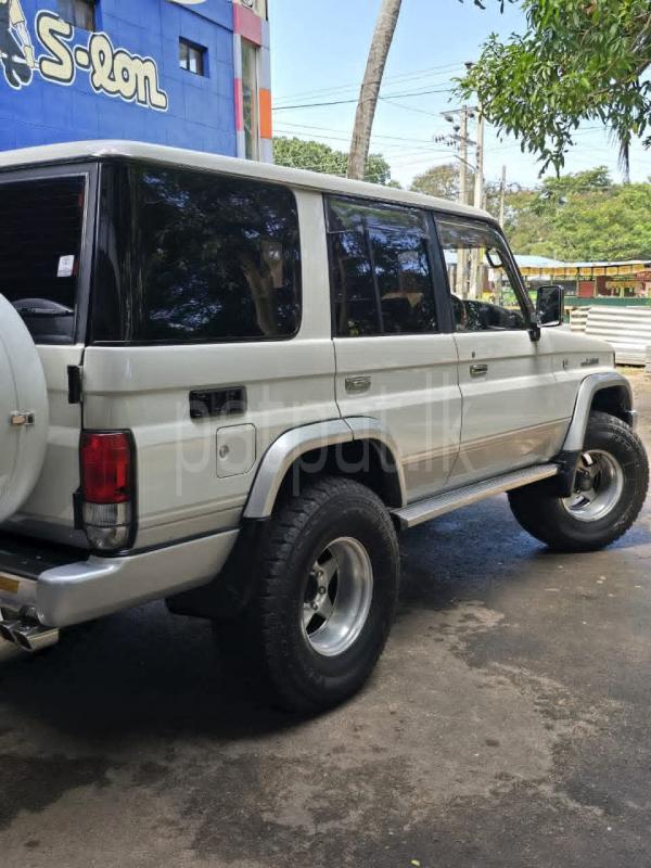 Toyota Land Cruiser Prado 1987 - Used SUV sale in Sri Lanka - patpat.lk