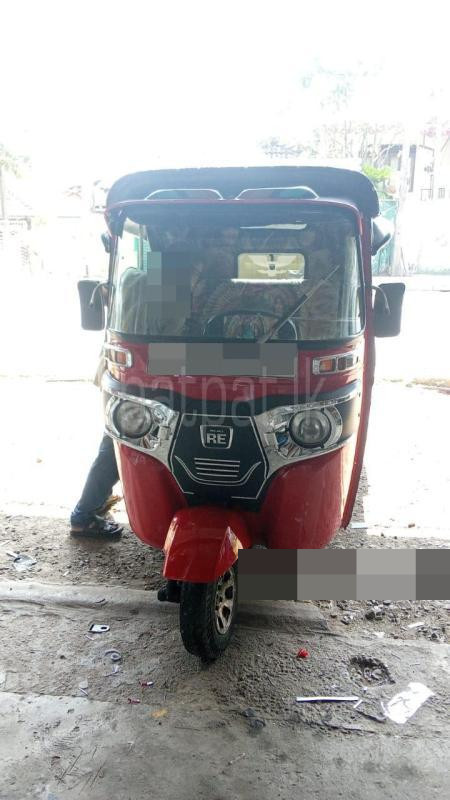 Bajaj Three Wheel 2015 - Used Three wheeler sale in Sri Lanka - patpat.lk