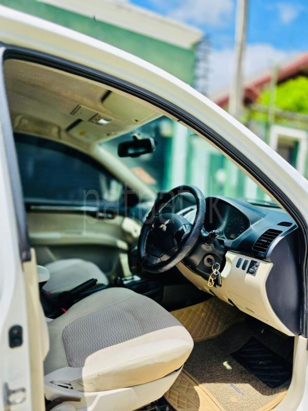 Advertisement image 6