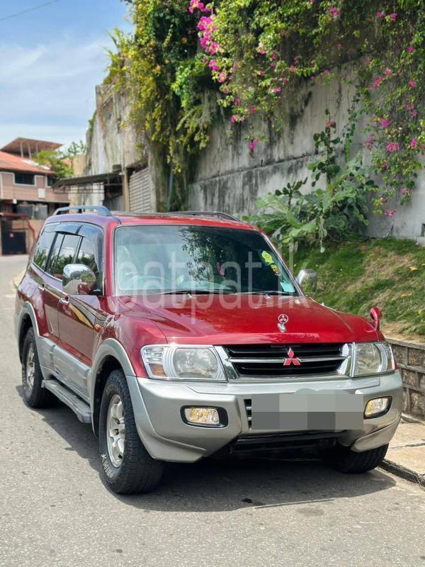 Mitsubishi Montero 2003 - பயன்படுத்தப்பட்டது SUV sale in Sri Lanka - patpat.lk