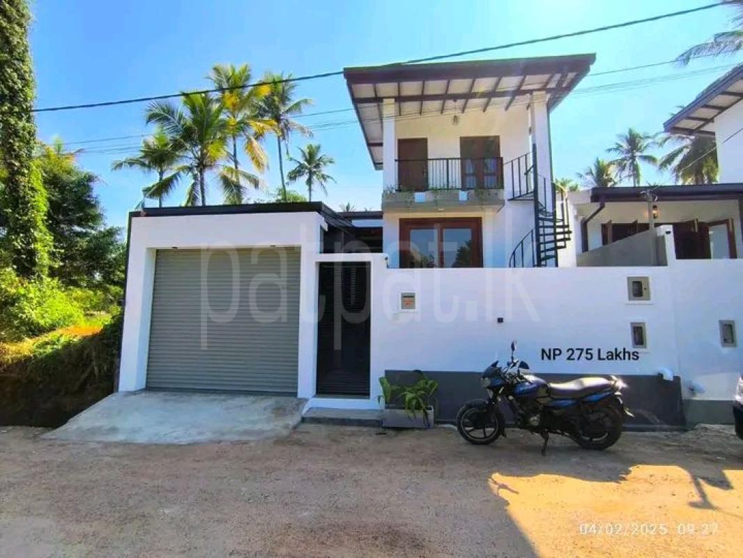 House for Sale in Athurugiriya