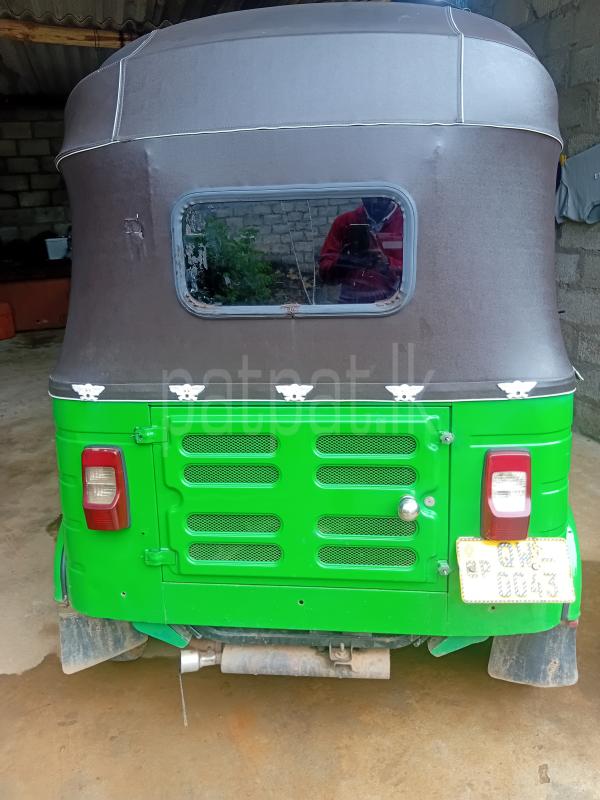 Bajaj Three Wheel 2009 - பயன்படுத்தப்பட்டது முச்சக்கர வண்டி sale in Sri Lanka - patpat.lk