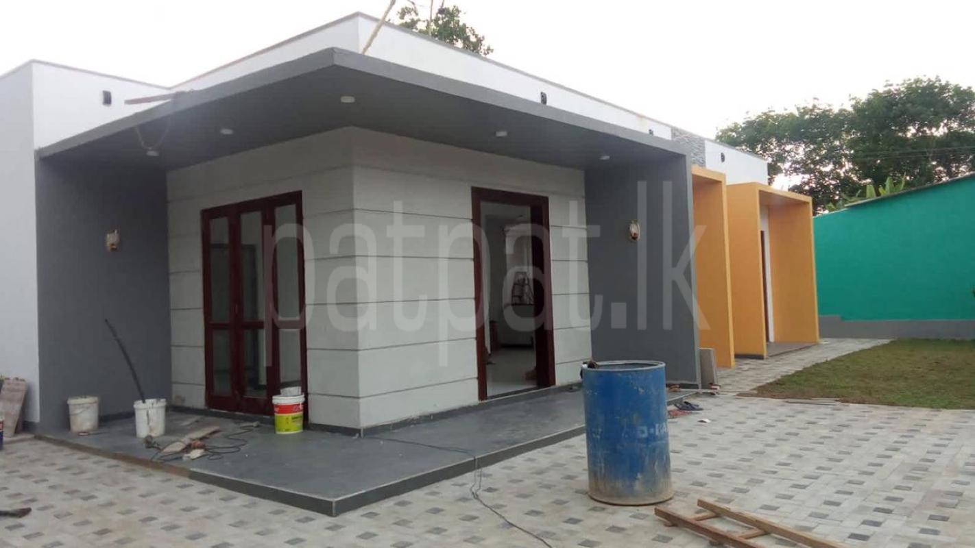 House for Sale in Kahathuduwa