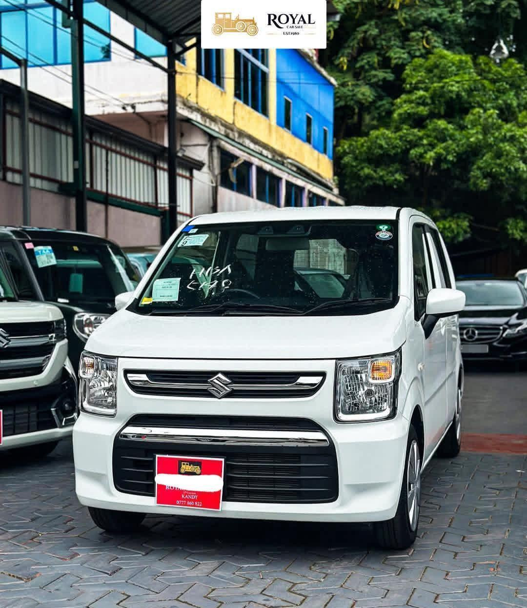 Suzuki Wagon R 2024 ads-image-1