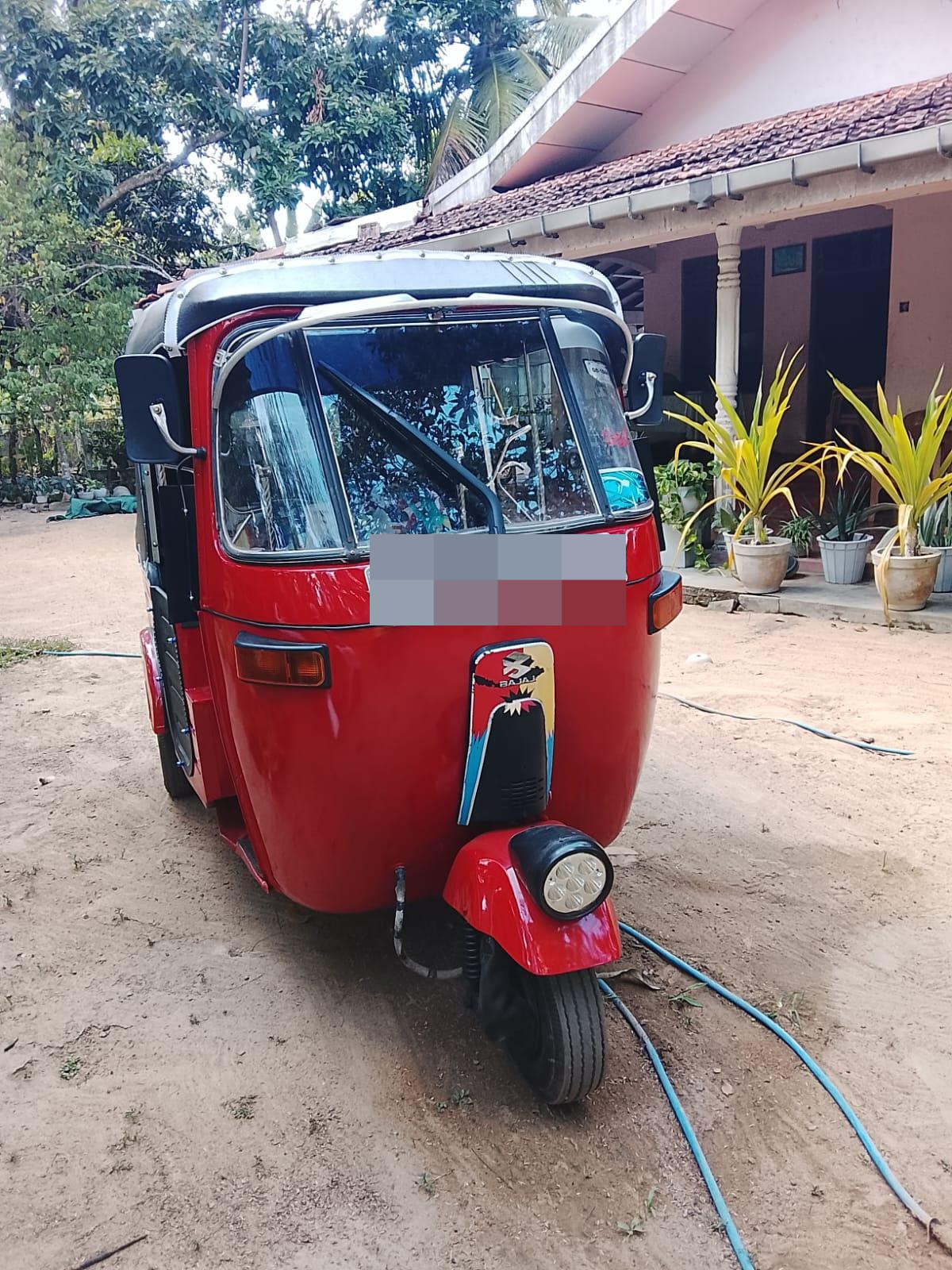 Bajaj Three Wheel 2005