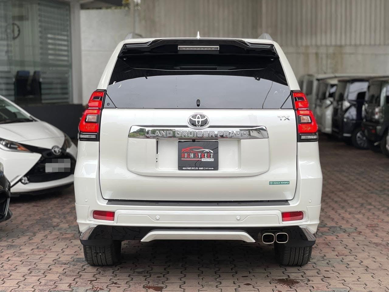 Advertisement image 4