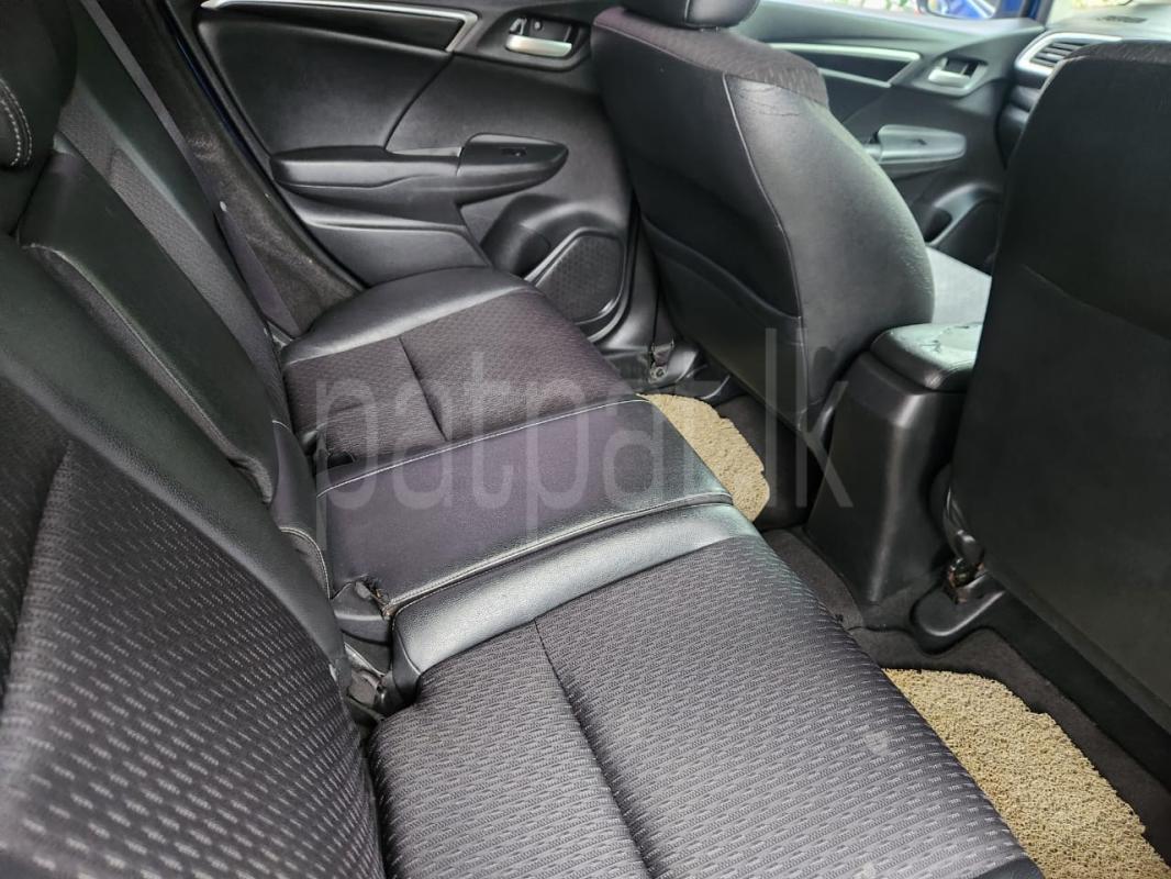 Honda Fit 2014 - பயன்படுத்தப்பட்டது கார் sale in Sri Lanka - patpat.lk