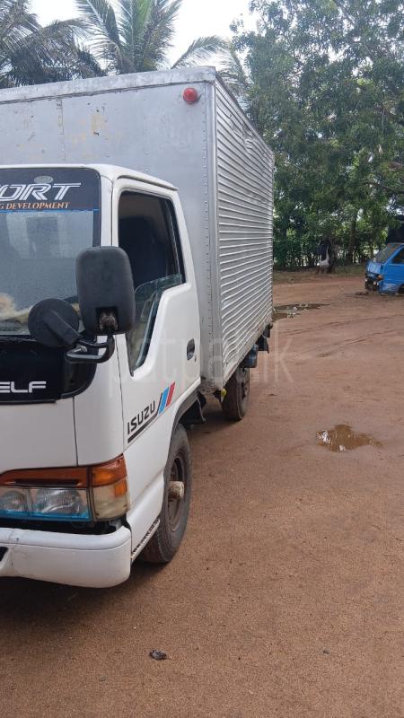 Isuzu ELF 1984 - பயன்படுத்தப்பட்டது டிரக் sale in Sri Lanka - patpat.lk